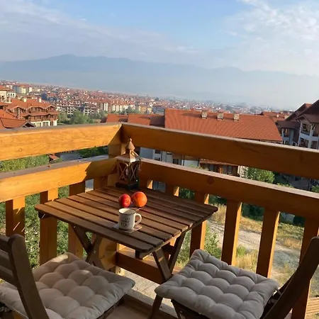 Апартаменти Mirabell - Amazing View & Fireplace Бансько